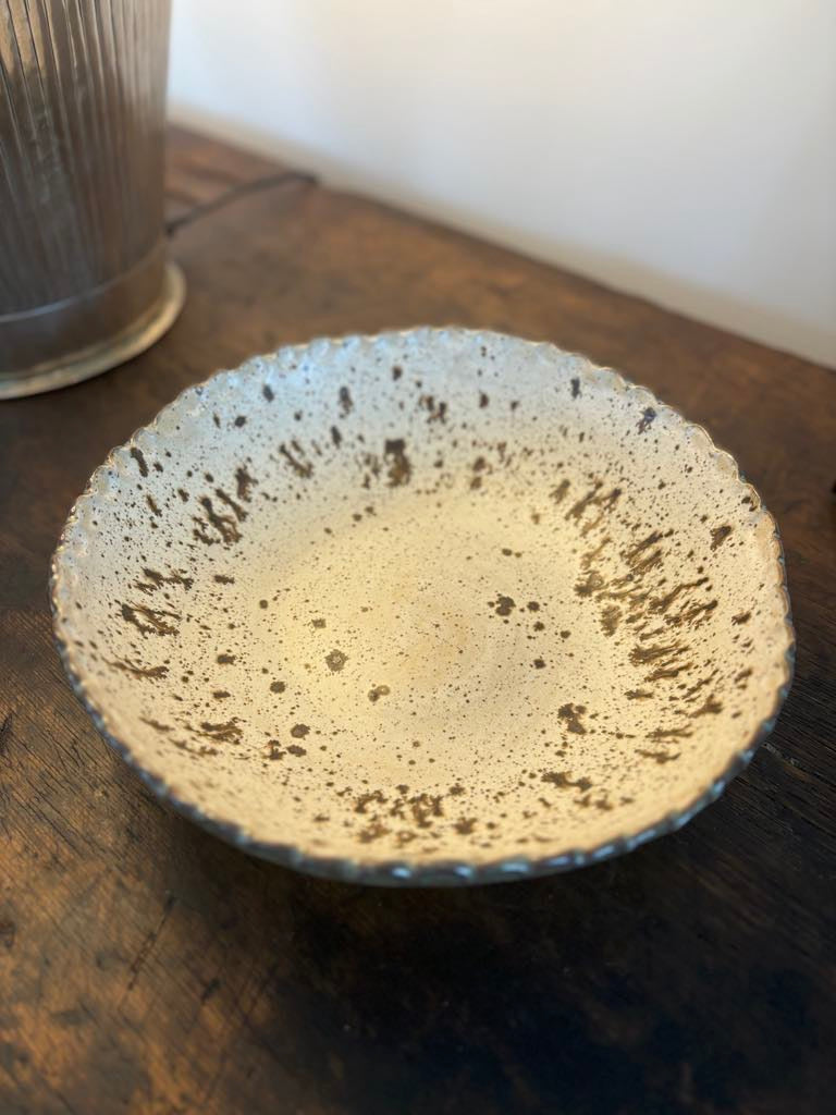Pinched Salad Bowl