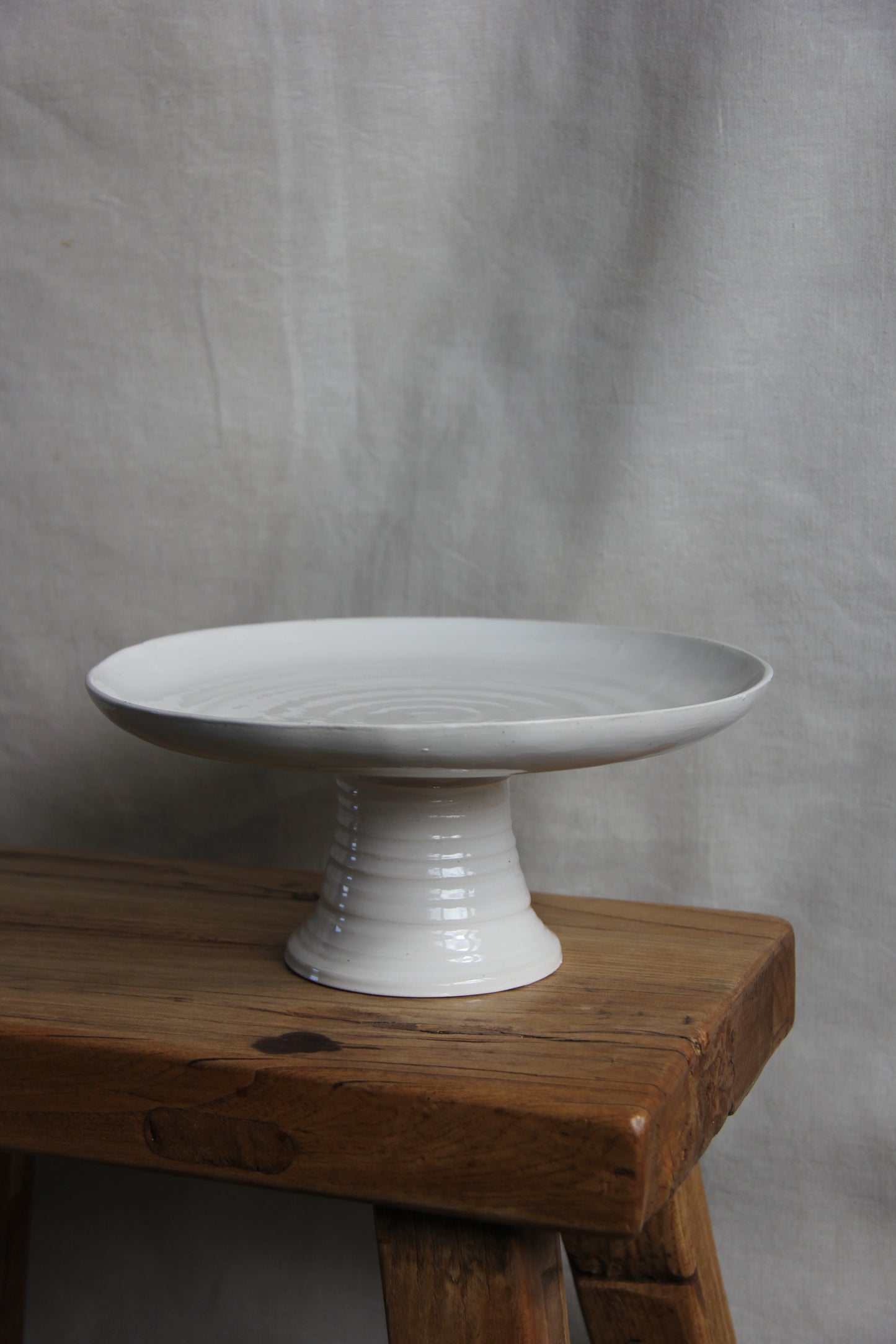 Classic White Cakestand