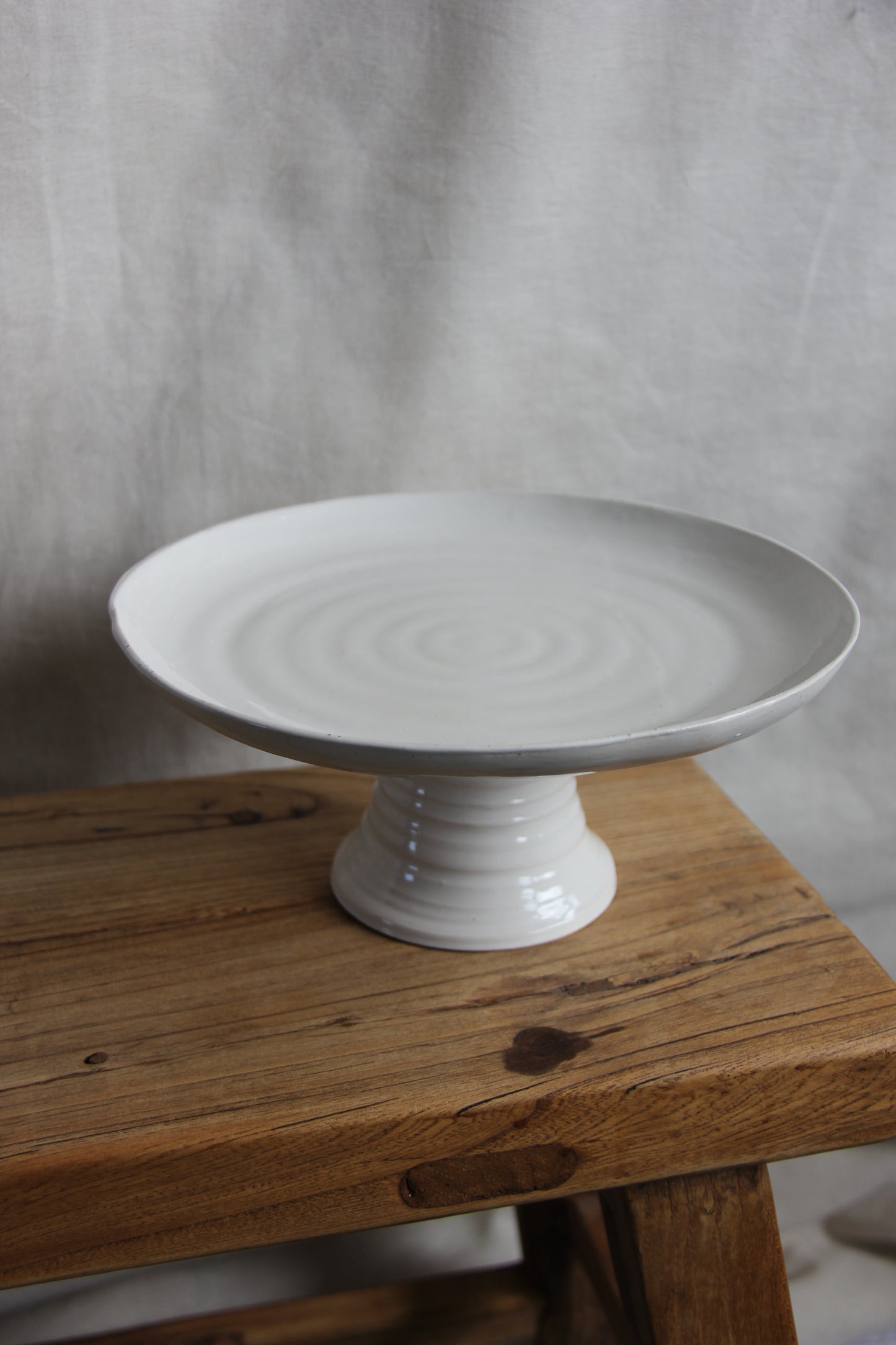 Classic White Cakestand