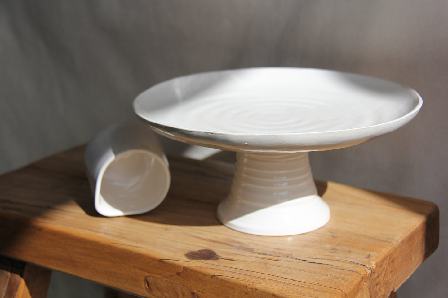 Classic White Cakestand