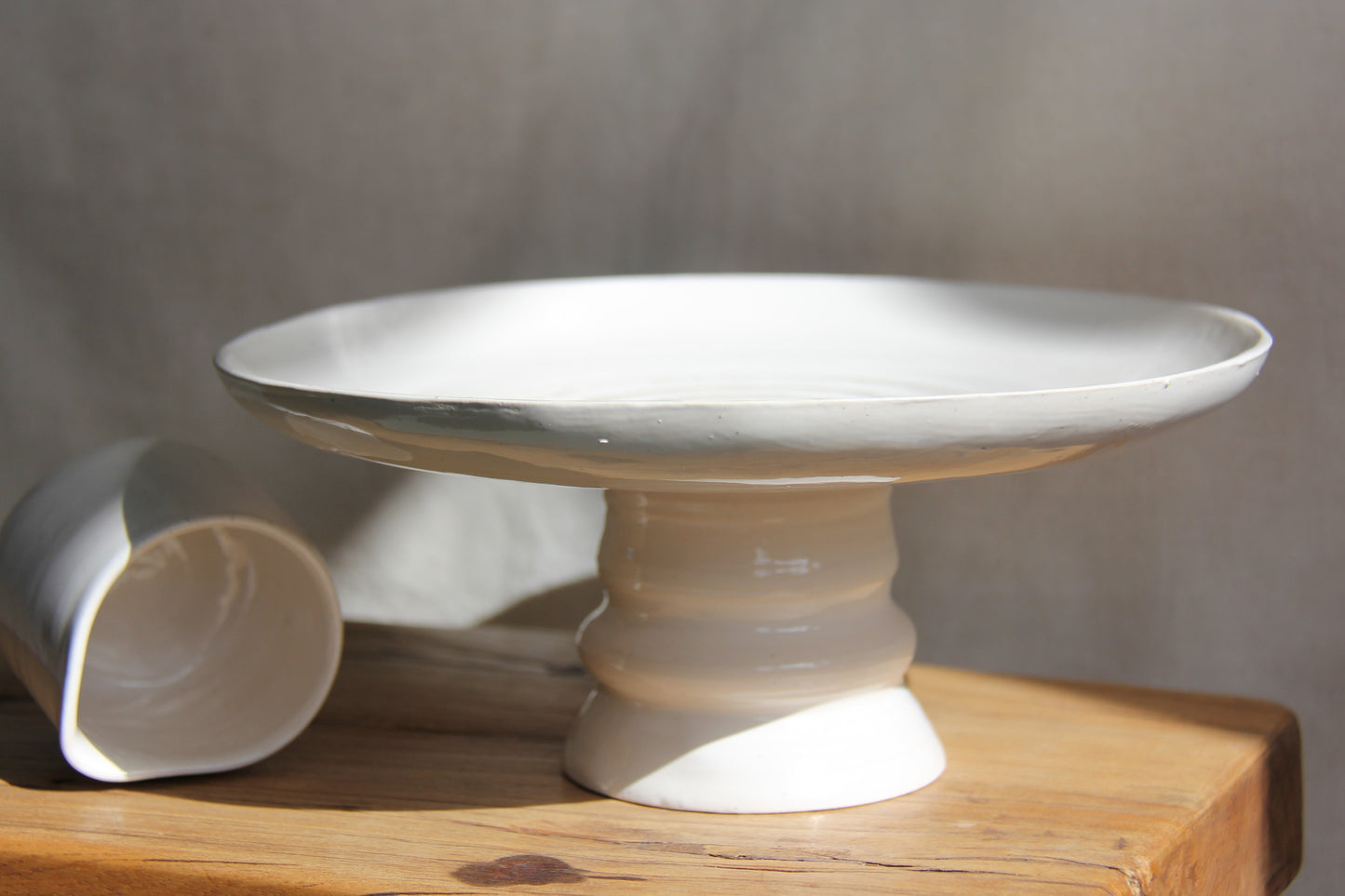 Classic White Cakestand