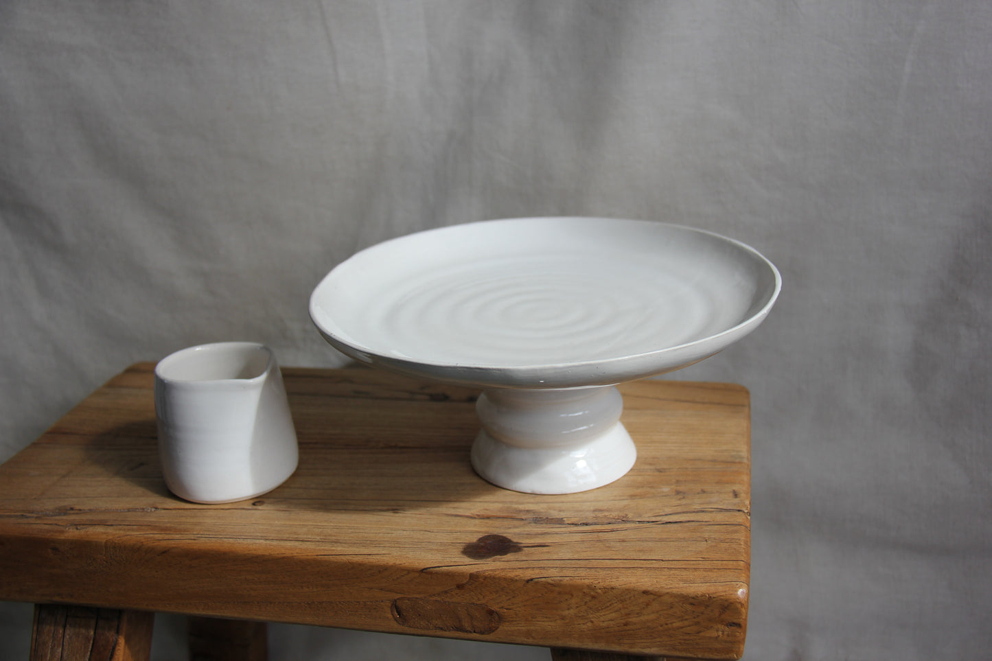 Classic White Cakestand