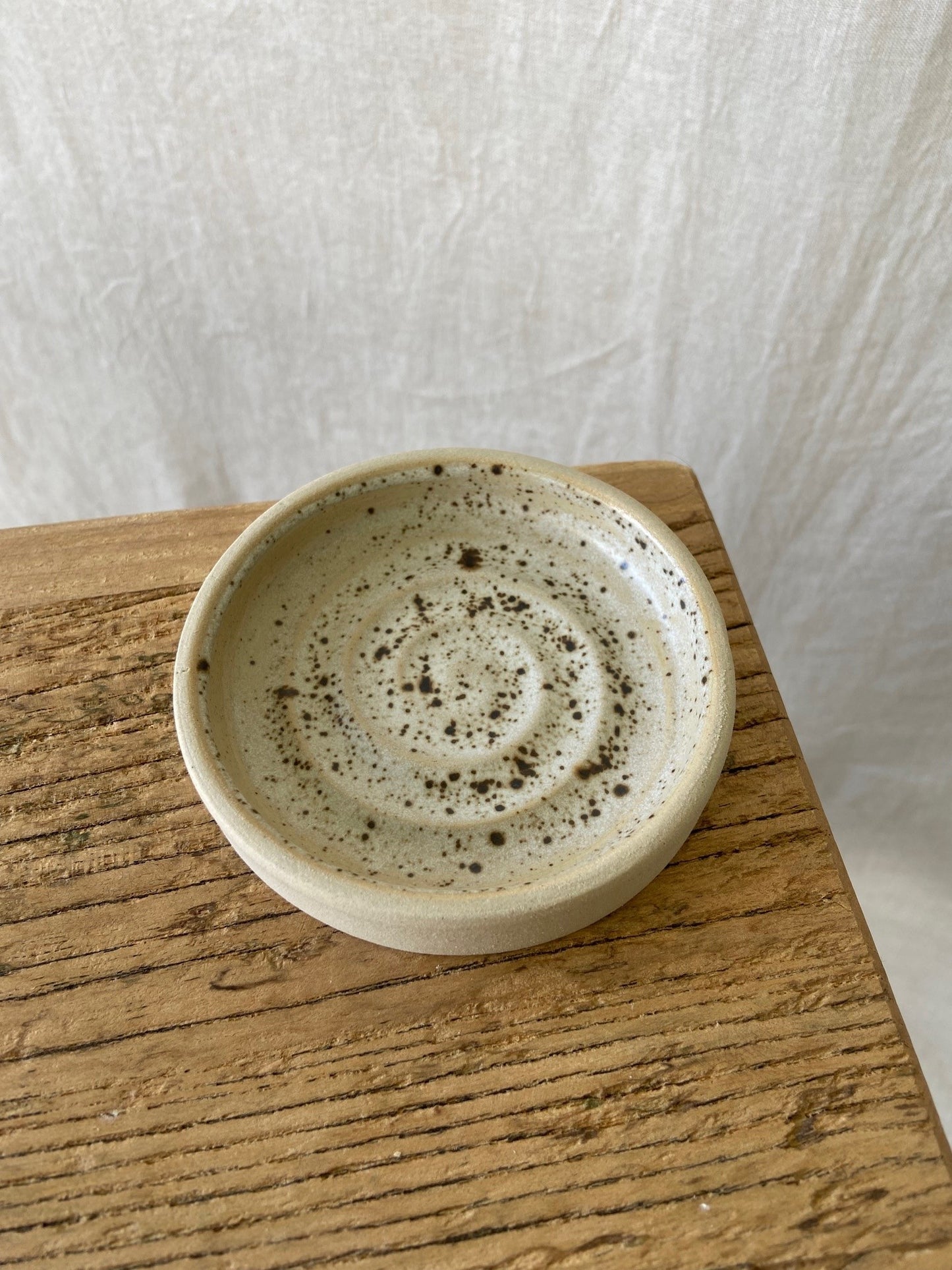 Round Soap Dish