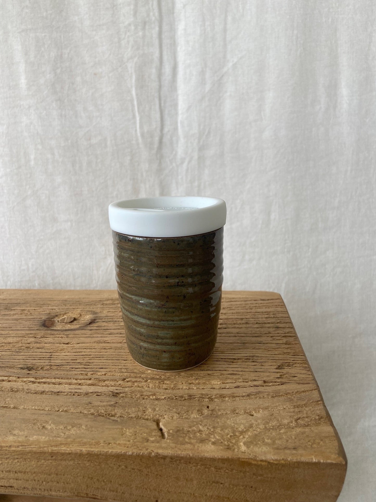 Smokey Green Takeaway Cup 1